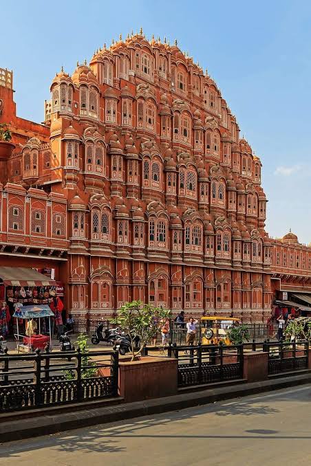 Pink sandstone facade of Hawa Mahal in Jaipur